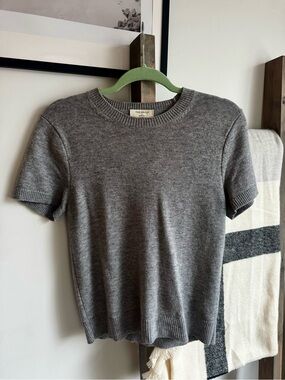 “The Group” Babaton Soft Gray Short Sleeve Wool Sweater